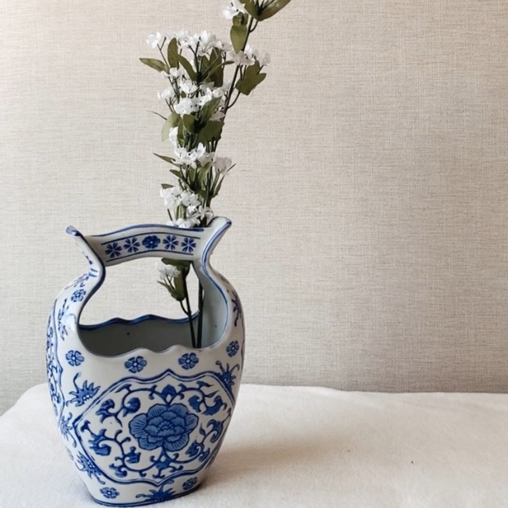 Vintage ginger jar